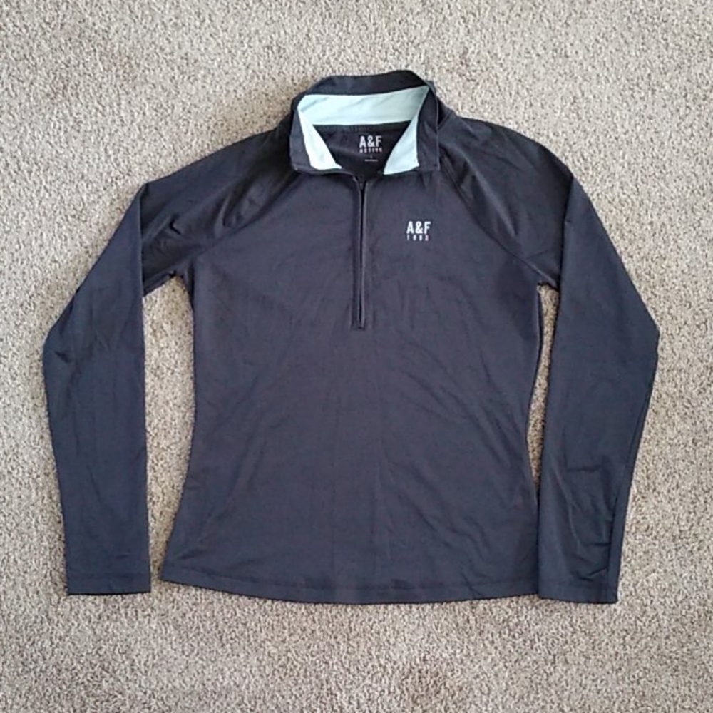 🎈 3 for $15 Abercrombie half zip pullover